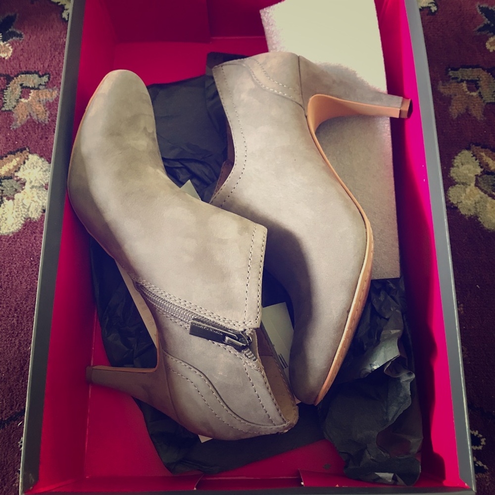 Vince Camuto booties